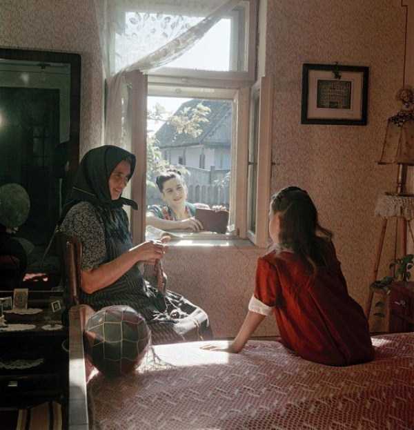 Rare Color Photos of Everyday Life in the Soviet Union in 1950s (30 photos)