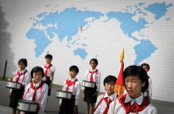 Inside North Korean Summer Camp for Children (49 photos)
