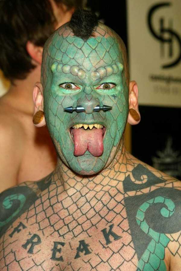 Freakishly Scary Body Modifications (46 photos)