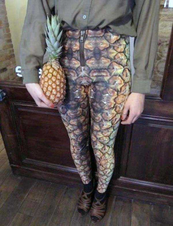 Hilariously Awkward Wardrobe Malfunctions (35 photos)