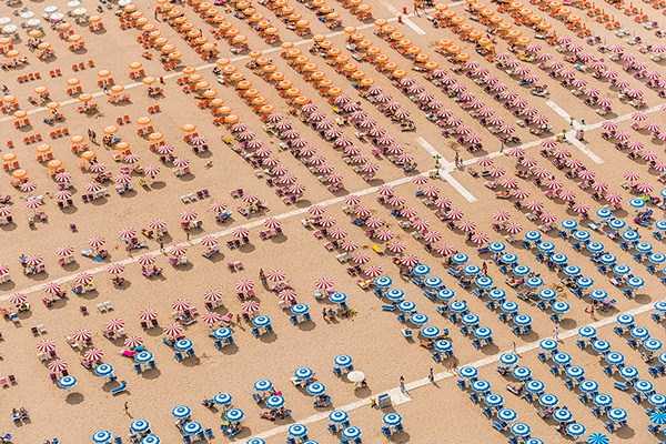 Colorful Italian Beaches From Above (29 photos)