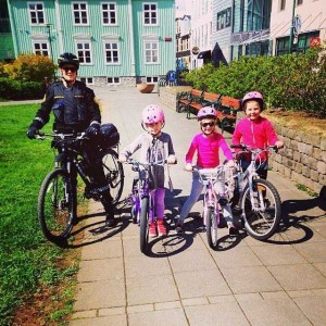 Official Instagram of Icelandic Police (29 photos) 9