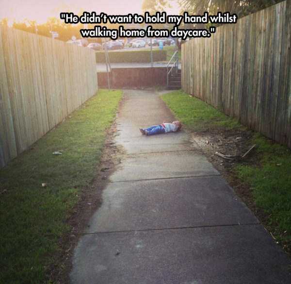 39 Photos of Kids Crying About Silly Things (39 photos)
