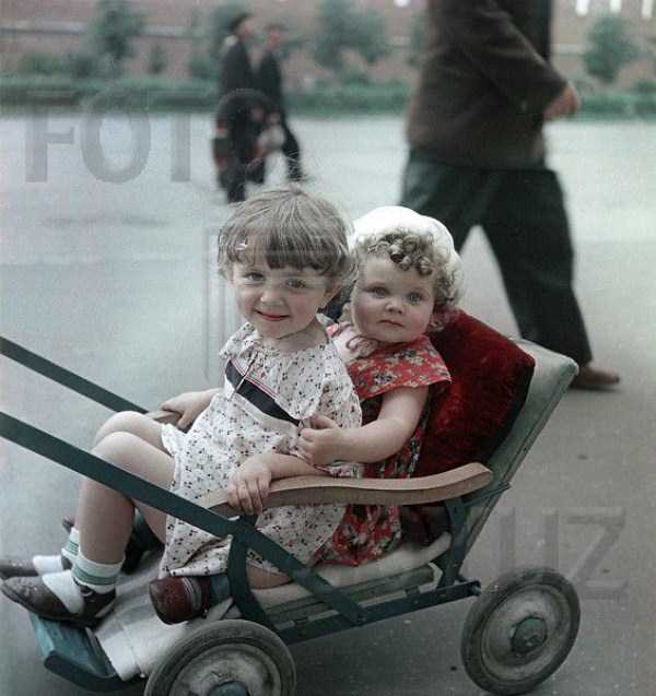 Children in the Soviet Union (63 photos)