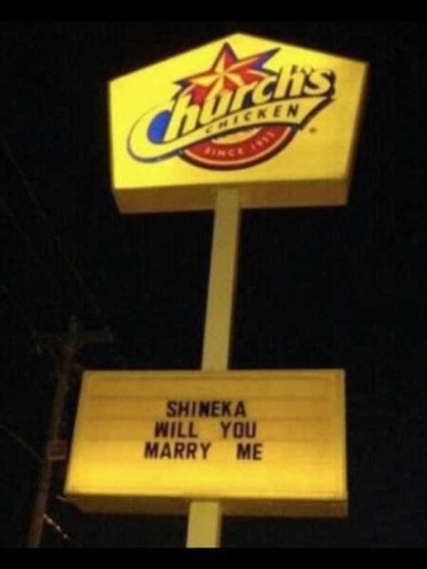 Not So Romantic Marriage Proposals (30 photos)