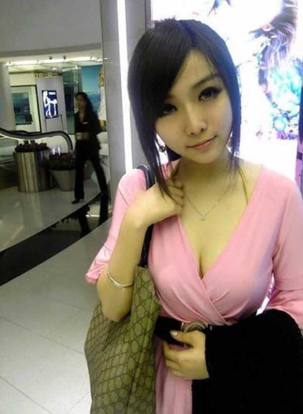 Asian Girls Are So Damn Hot (46 photos)