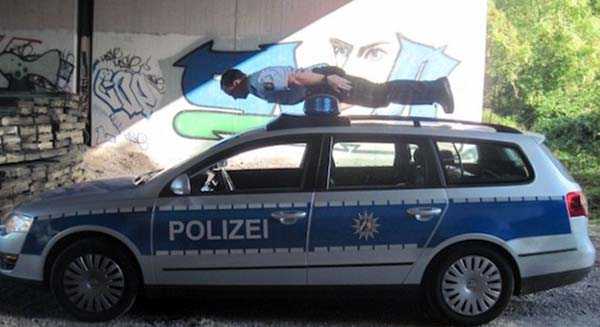 Ultimate Planking Masters (25 photos)