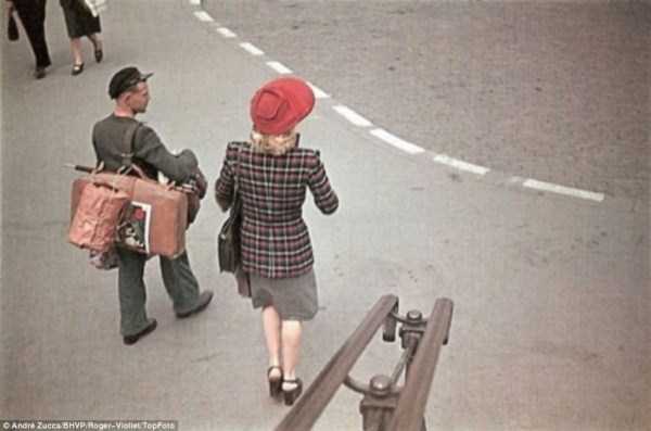 Life in Occupied Paris During the Second World War (36 photos)