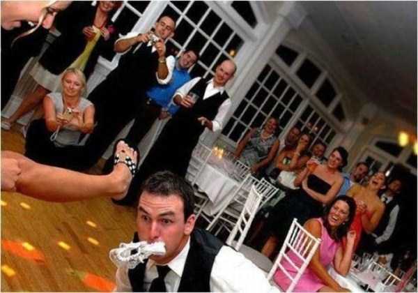 Some Weddings are a Bit Different (62 photos)