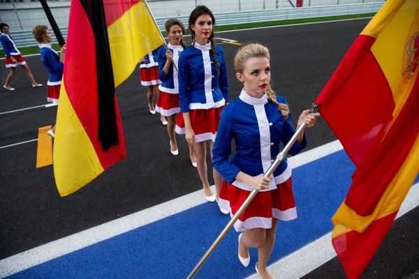Hot Grid Girls of the Russian Formula One Grand Prix (20 photos)