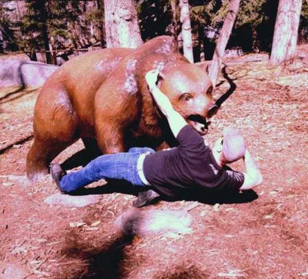 Its Fun Time With Statues (43 photos)