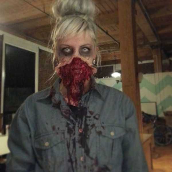 30 Examples of Brilliant Halloween Makeup (30 photos)