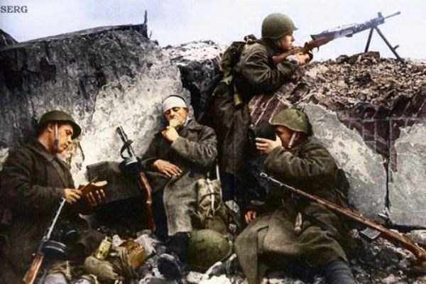 Colorized Photos of Soviet Red Army in WW II (40 photos) 