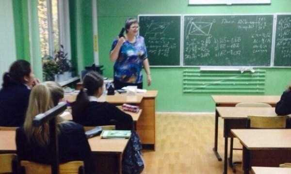 Russia is Simply Different (52 photos)