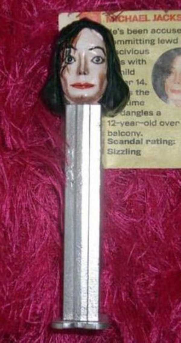 Some Of The Wackiest PEZ Dispensers (43 photos)