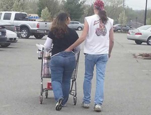 Walmart Customers Proudly Show Off Their Buttcracks (41 photos