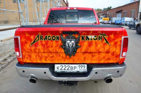 Awesomely Custom Painted Cars (58 photos)