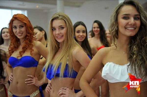 russian beauties wearing swimsuits 13