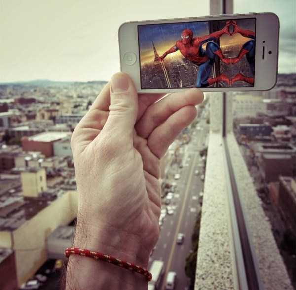 Mixing Famous Movies With Real Life (48 photos)