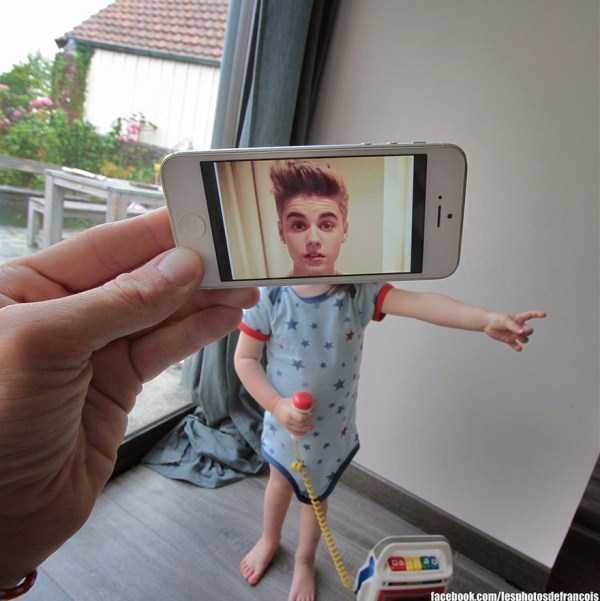 Mixing Famous Movies With Real Life (48 photos)