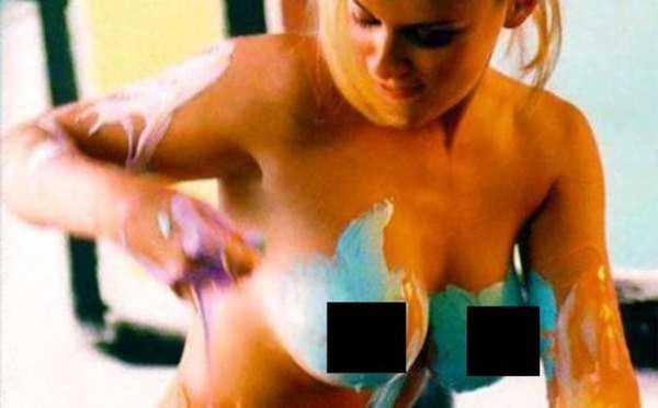 An Artist Who Paints With Her Own Boobs (10 photos)