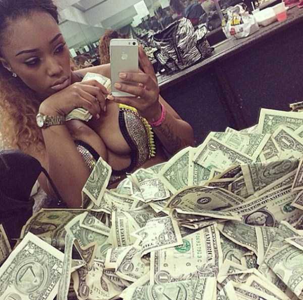 female strippers enjoying cash 6