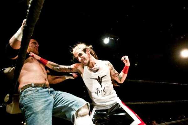 Hungarian Hardcore Wrestling (42 photos)