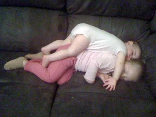 Kids Can Fall Asleep Anywhere (85 photos)
