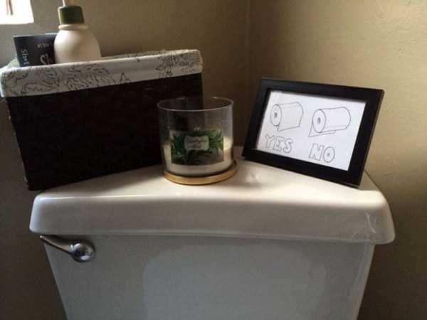 Seriously Crazy Things Seen in Bathrooms (41 photos)