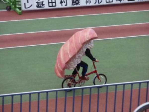 Yet More Proof That Asia is Undoubtedly Weird Continent (27 photos)