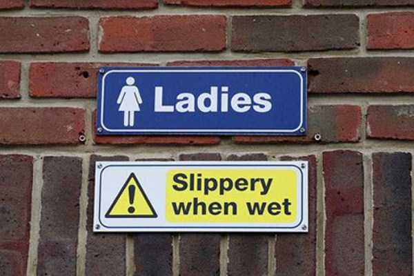 hilarious bathroom signs and notes 73