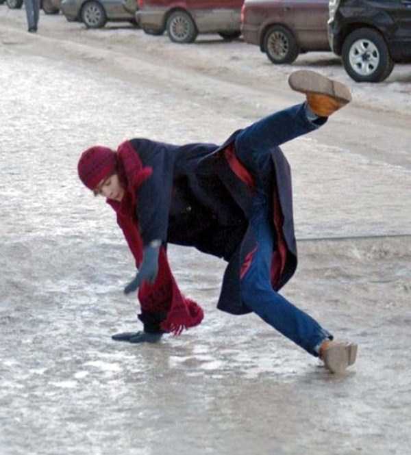 People Slipping on Ice (29 photos)