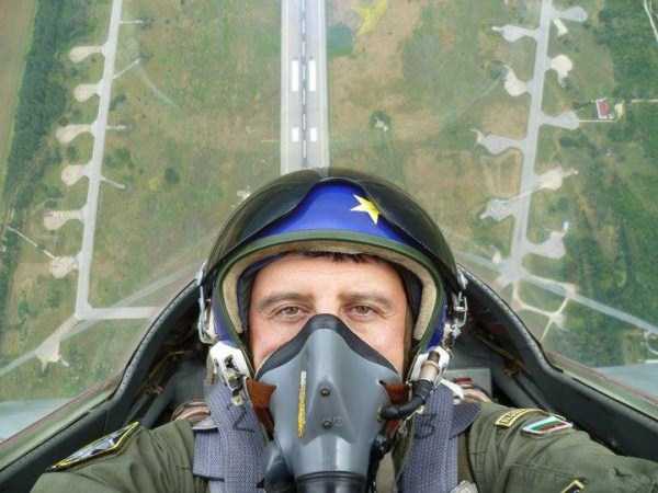 Awesome Selfies Taken by Pilots (24 photos)