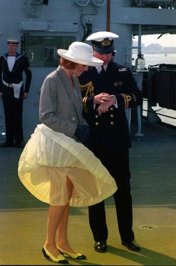Embarrassing Wardrobe Malfunctions (29 photos)