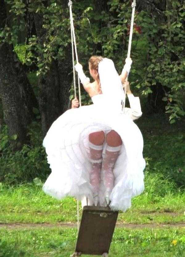 Embarrassing Wardrobe Malfunctions (29 photos)