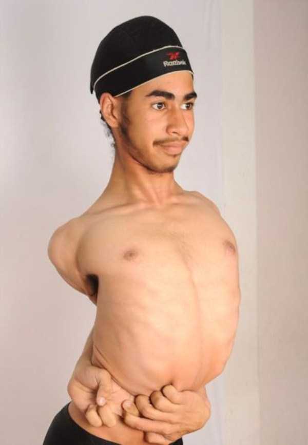 Meet the Rubber Boy from India (12 photos)