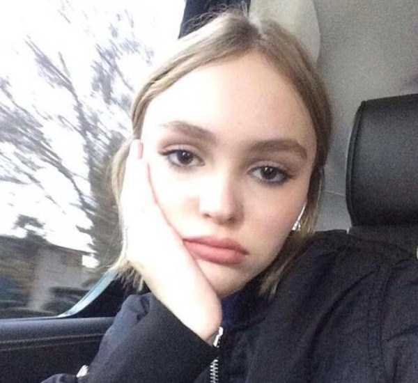 Lily-Rose-Melody-Depp (20)