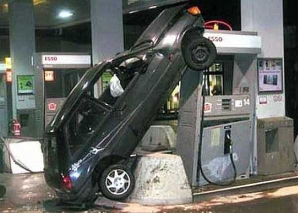 Gas Station Failures (31 photos)