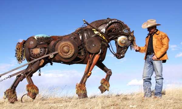 Stunning Life Sized Animal Sculptures Made From Scrap Metal (24 photos)