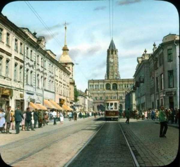 Colorized Vintage Photos of 1931 Moscow (77 photos)