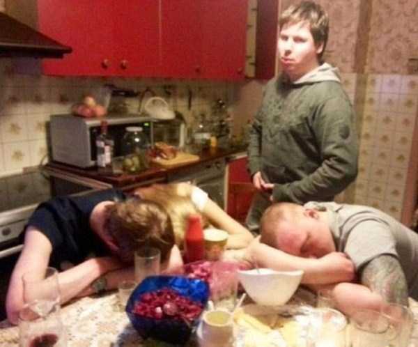 Russian Social Media is Weirdly Awesome (44 photos)