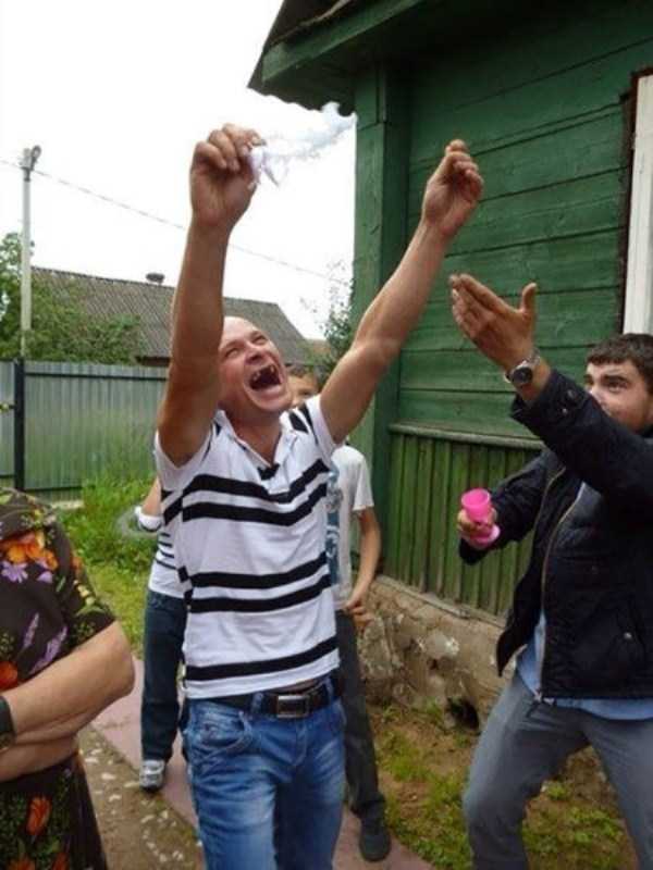 Russian Social Media is Weirdly Awesome (44 photos)