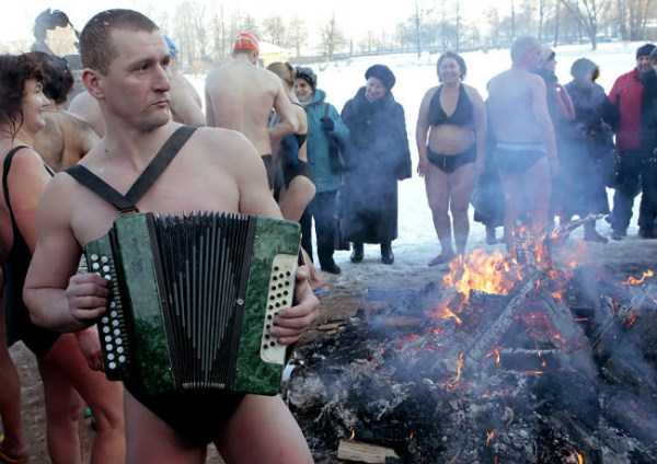 A Small Dose of Russian Weirdness (24 photos)