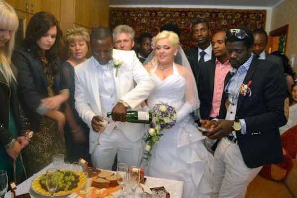 Wedding Photos Made in Russia (64 photos)