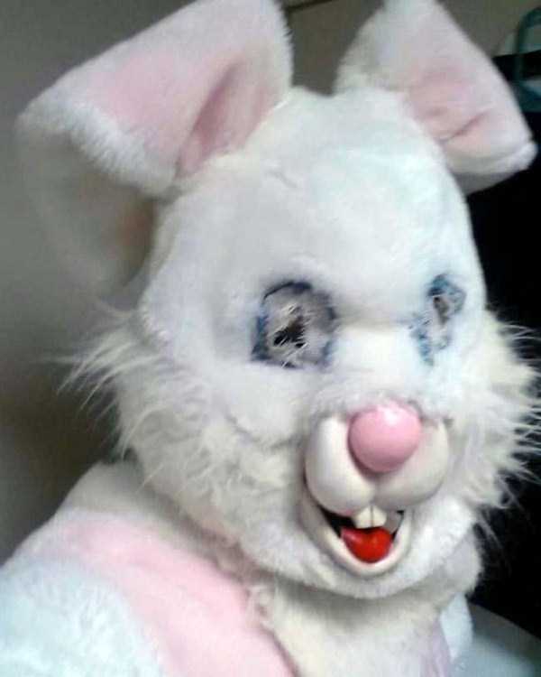 Creepy Easter Bunnies That Came Straight From Hell (40 photos)