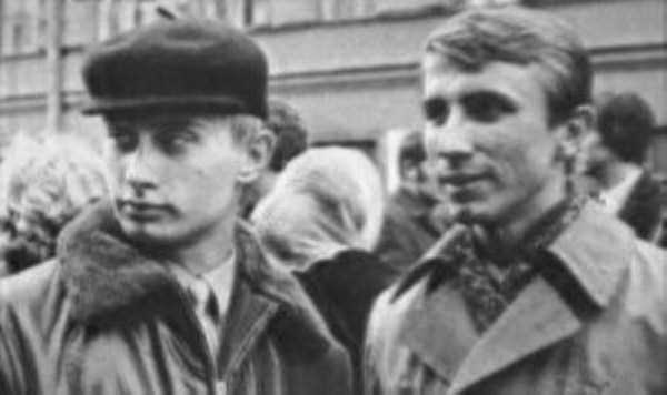 Rare Photos of Vladimir Putin When He Was Young (18 photos)