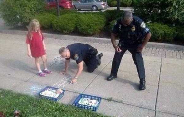 After All Cops Are Humans Just Like Us (60 photos)
