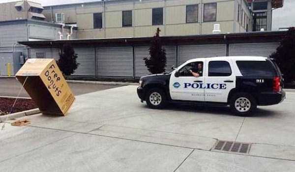 After All Cops Are Humans Just Like Us (60 photos)