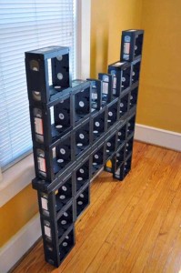 A New Purpose for Old VHS and Audio Cassette Tapes (43 photos) 1
