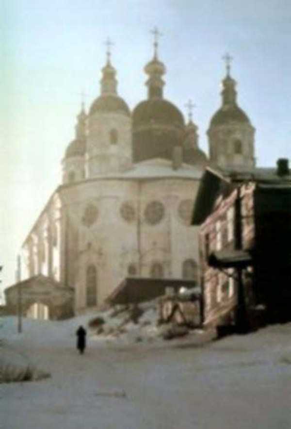 World War II Color Photographs (34 photos)